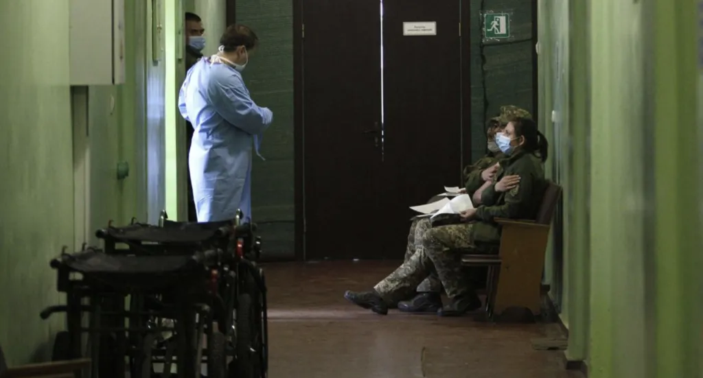 На Полтавщині почали штрафувати обмежено придатних, які не пройшли ВЛК знову