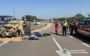 На Полтавщині сталася страшна ДТП: є загиблі та поранені, серед яких - діти