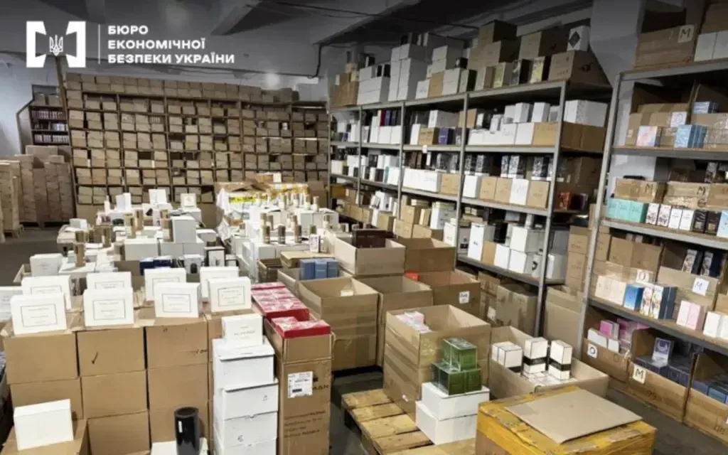 У Полтаві викрили масштабне виробництво фальшивої парфумерії: збитки — понад 8,5 млн грн