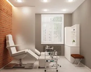 Як обрати кушетку для косметолога: поради для майстрів, які піклуються про комфорт клієнтів