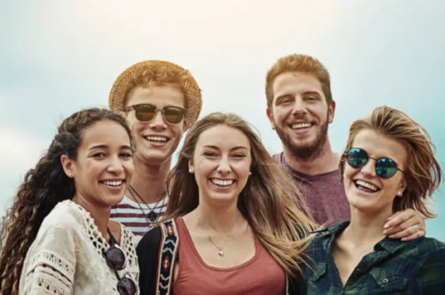 Вітання з Днем молоді 2025: своїми словами та у віршах