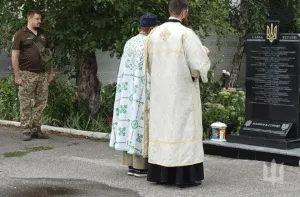 На Полтавщині відкрили меморіал на честь загиблих військових з Кобеляцького ТЦК