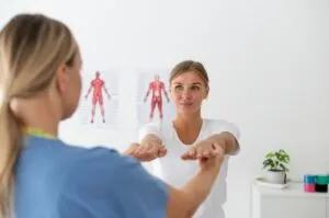 Чому варто звернутися до невролога навіть без болю