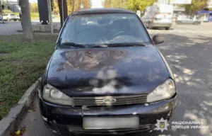 У центрі Полтави легковик збив дівчину на «зебрі»