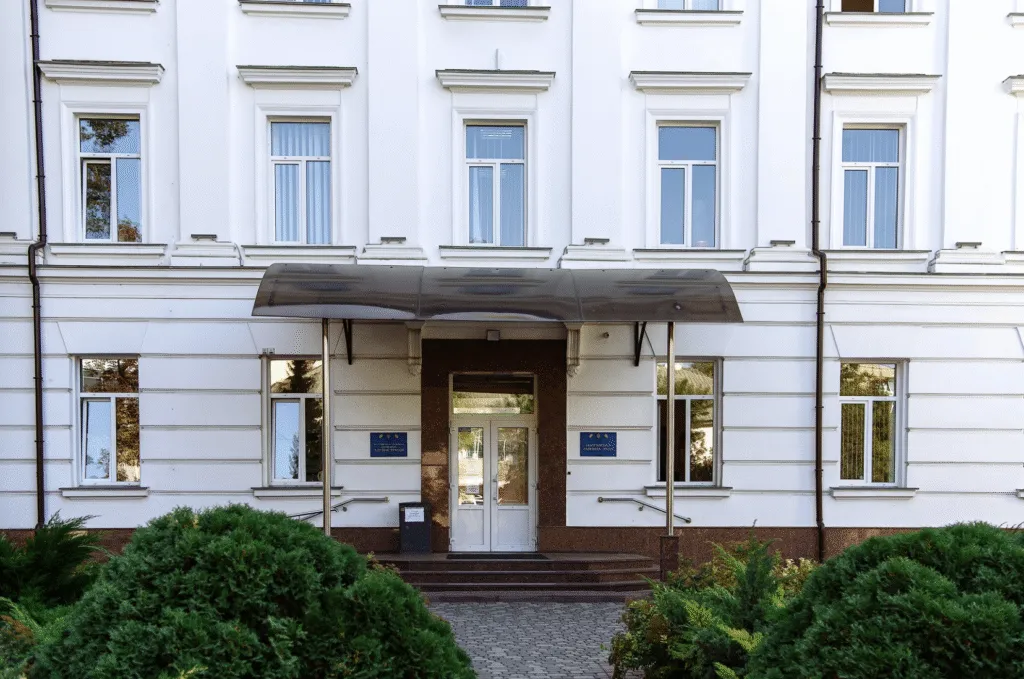 На Полтавщині скорочують штат районних адміністрацій: кого торкнуться зміни