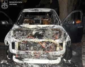 У Кременчуці поблажливий суддя відправив під нічний домашній арешт 17-річного  палія трьох авто