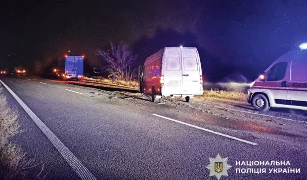На Полтавщині сталася ДТП за участі вантажівки та мікроавтобусу