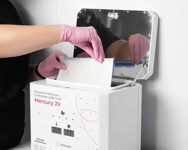 Сухожаровой шкаф: надежная стерилизация, на которой держится репутация салона