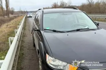 На трасі Київ – Харків – Довжанський на Полтавщині автомобіль збив чоловіка
