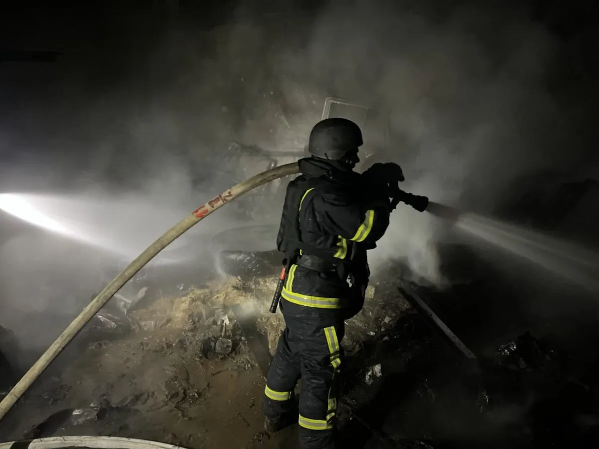 Пожежа на підприємстві у Полтаві: загинув чоловік під час заправки водневого балона