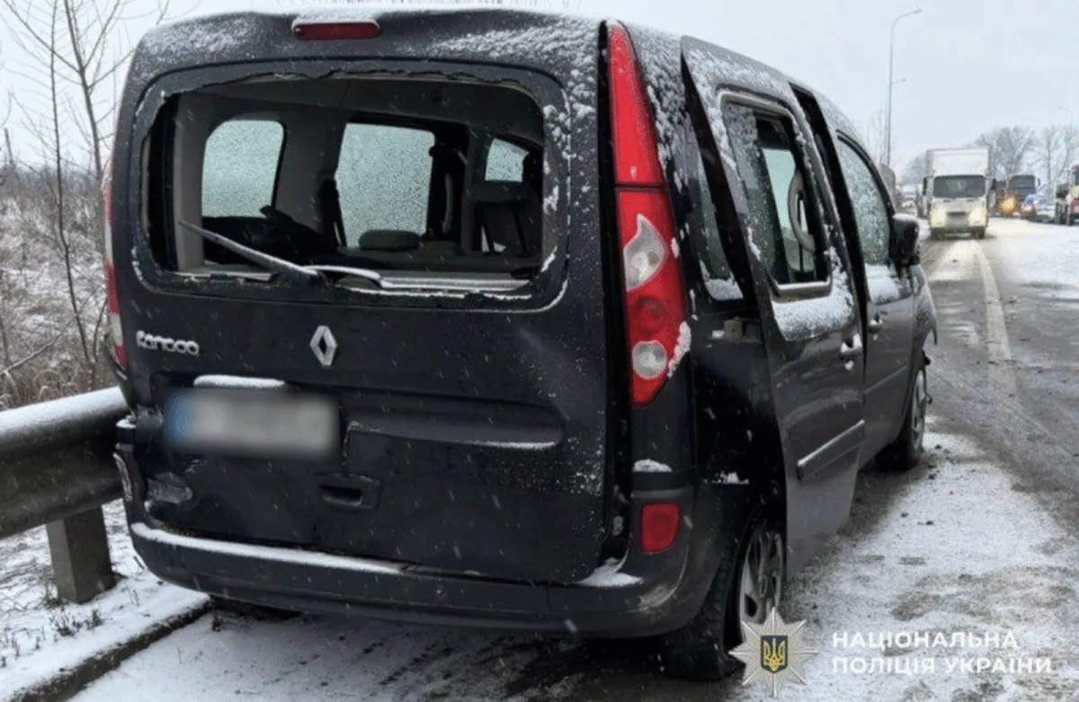 На Полтавщині на трасі Київ — Харків — Довжанський сталося дві ДТП з постраждалими й загиблими