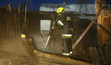 У Полтаві біля Центрального ринку загорілося складське приміщення: що відомо