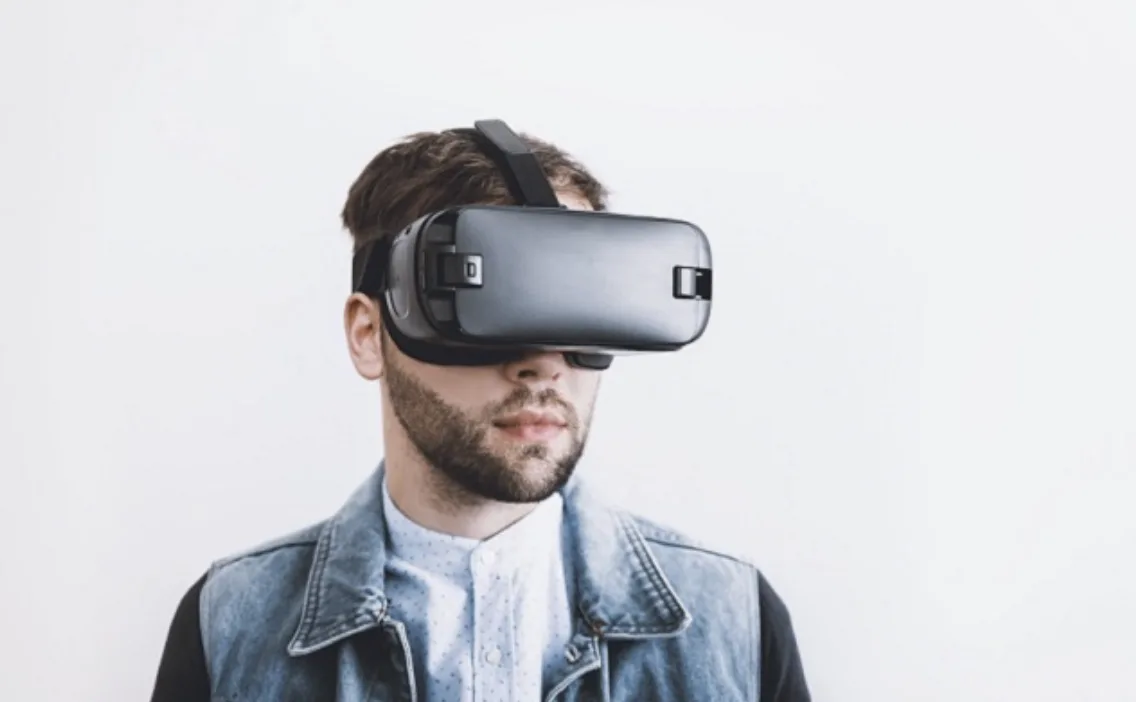 ТОП-10 подарунків на День святого Валентина для хлопця