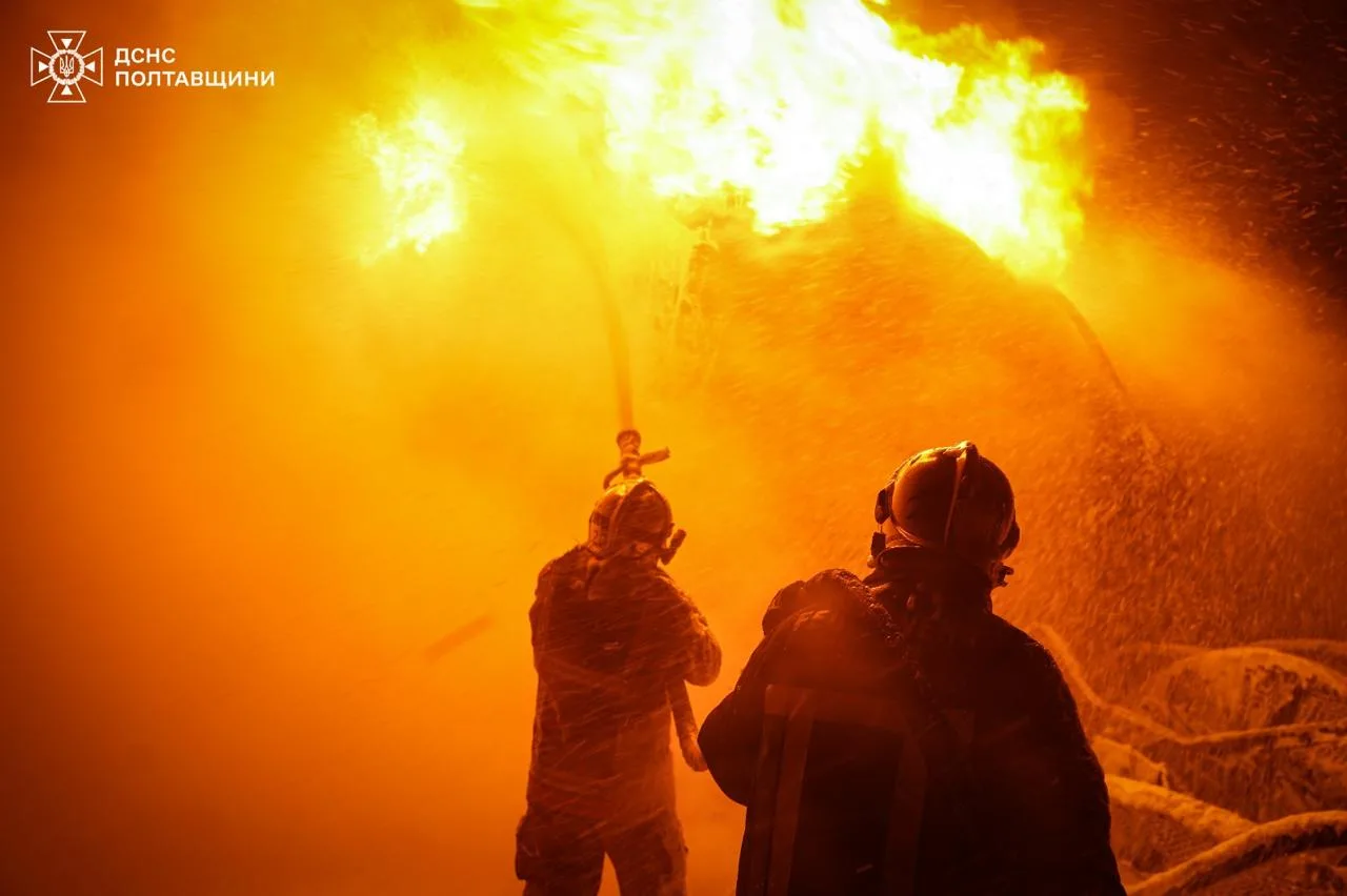 Вночі ворог завдав удару по підприємству "Нафтогазу" на Полтавщині: що відомо станом на ранок