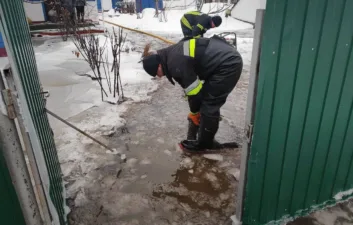 Потужна негода на Полтавщині: 69 населених пунктів знеструмлено, сотні звернень через підтоплення