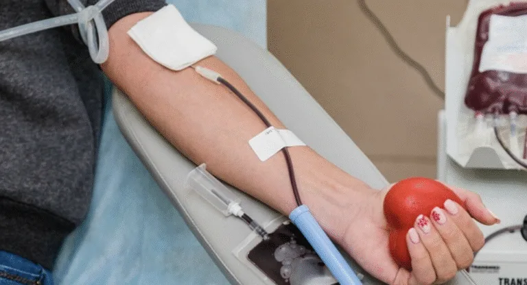 У Полтаві донорів крові запрошують долучитися до благодійної ініціативи для допомоги дітям полеглих захисників