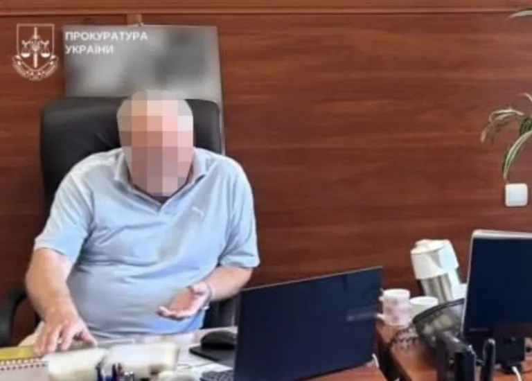 У Полтаві директора медзакладу підозрюють в отриманні понад 280 тисяч гривень хабаря