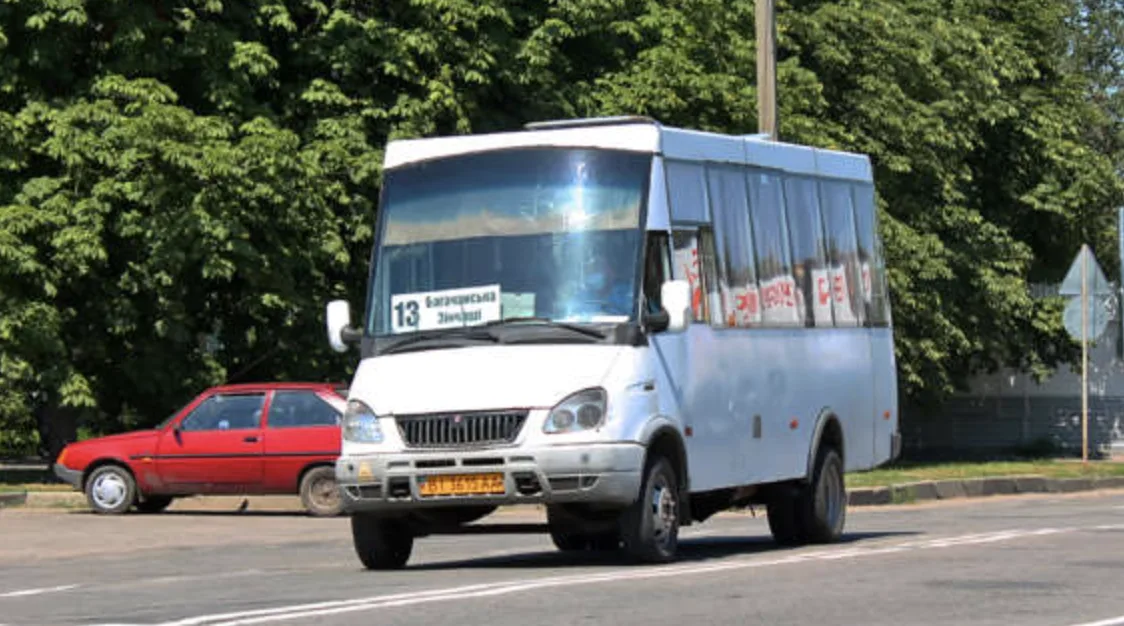 На Полтавщині продовжує зростати вартість проїзду у маршрутках: тепер на черзі Миргород