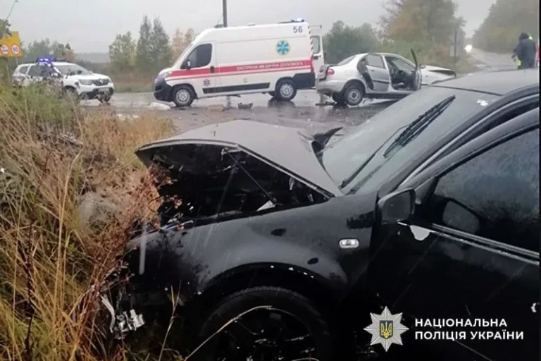 Страшна аварія трапилася на Полтавщині: у ДТП постраждало п'ять осіб