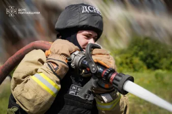 Удар безпілотниками по Полтаві: поранено чотирьох мешканців, пошкоджені будинки та навчальний заклад