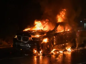 У Полтаві подружжю інкримінують підпал кросовера BMW за 28 тисяч гривень: завдання отримали через Telegram