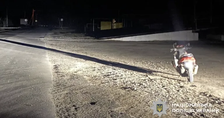 На Полтавщині правоохоронці з'ясовують деталі аварії, в якій травмувався неповнолітній мотоцикліст